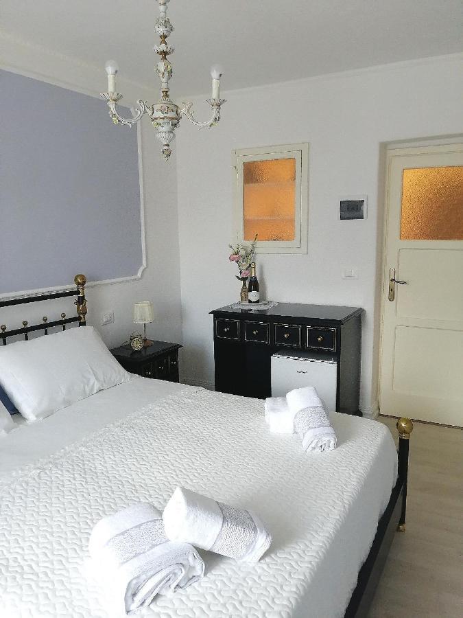La Blu Hotel Капракота Екстериор снимка